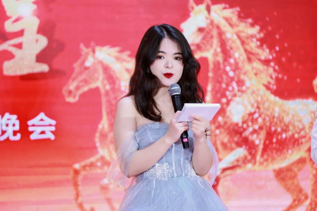 骏马奔腾赴新程，凝心聚力启华章插图26