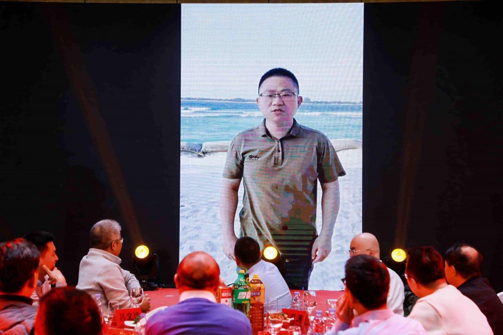 骏马奔腾赴新程，凝心聚力启华章插图12