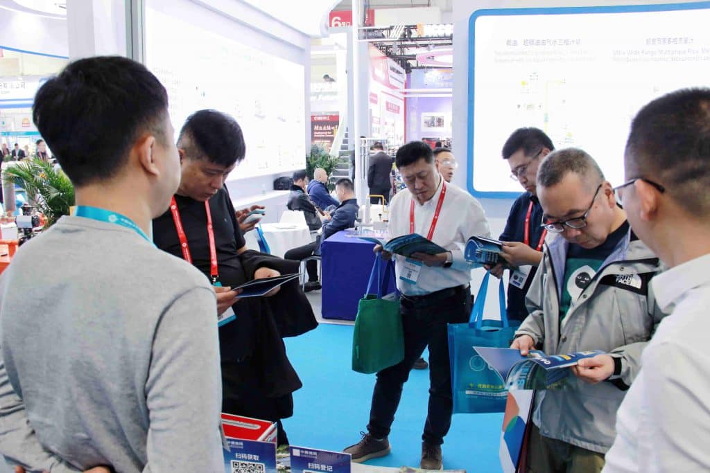 中腾微网亮相第26届北京石油展，助力油矿行业电力解决方案插图3