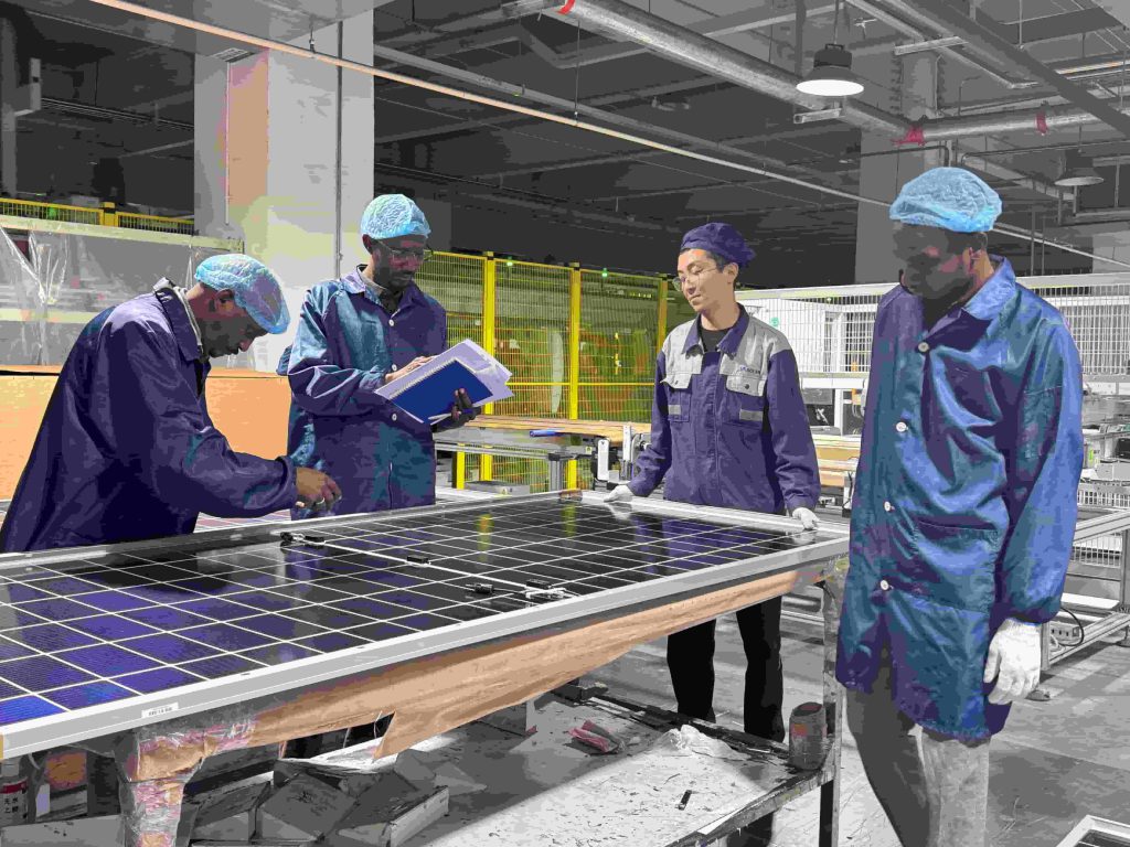 乍得电力公司考察团莅临中腾微网开展交流插图1